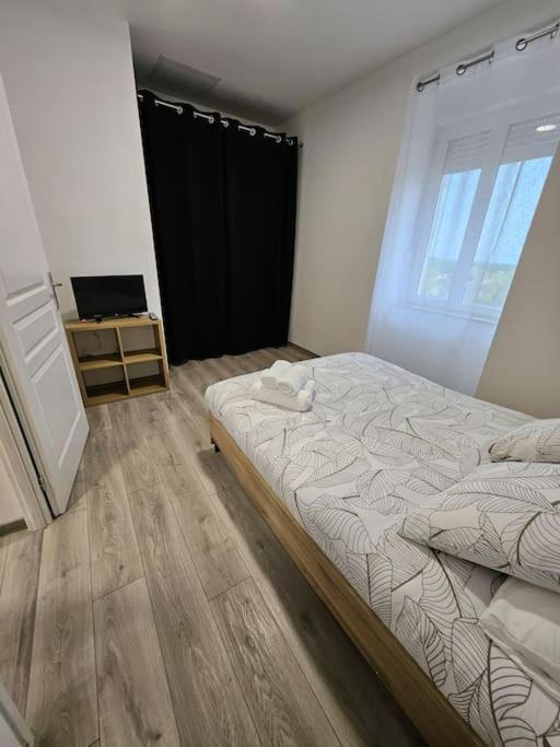 Apartment Flat Saint-Vallier (Saone-et-Loire)