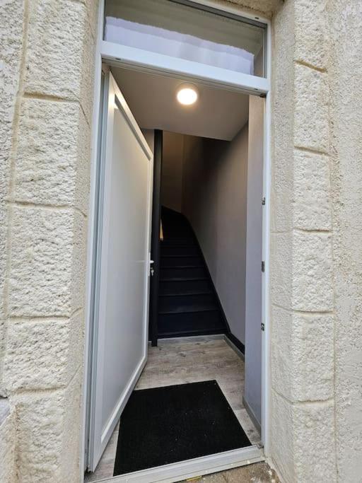 Flat * Saint-Vallier (Saone-et-Loire)